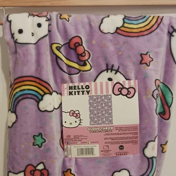 Hello Kitty Purple Cloud Rainbow Throw Blanket - Picture 2 of 7